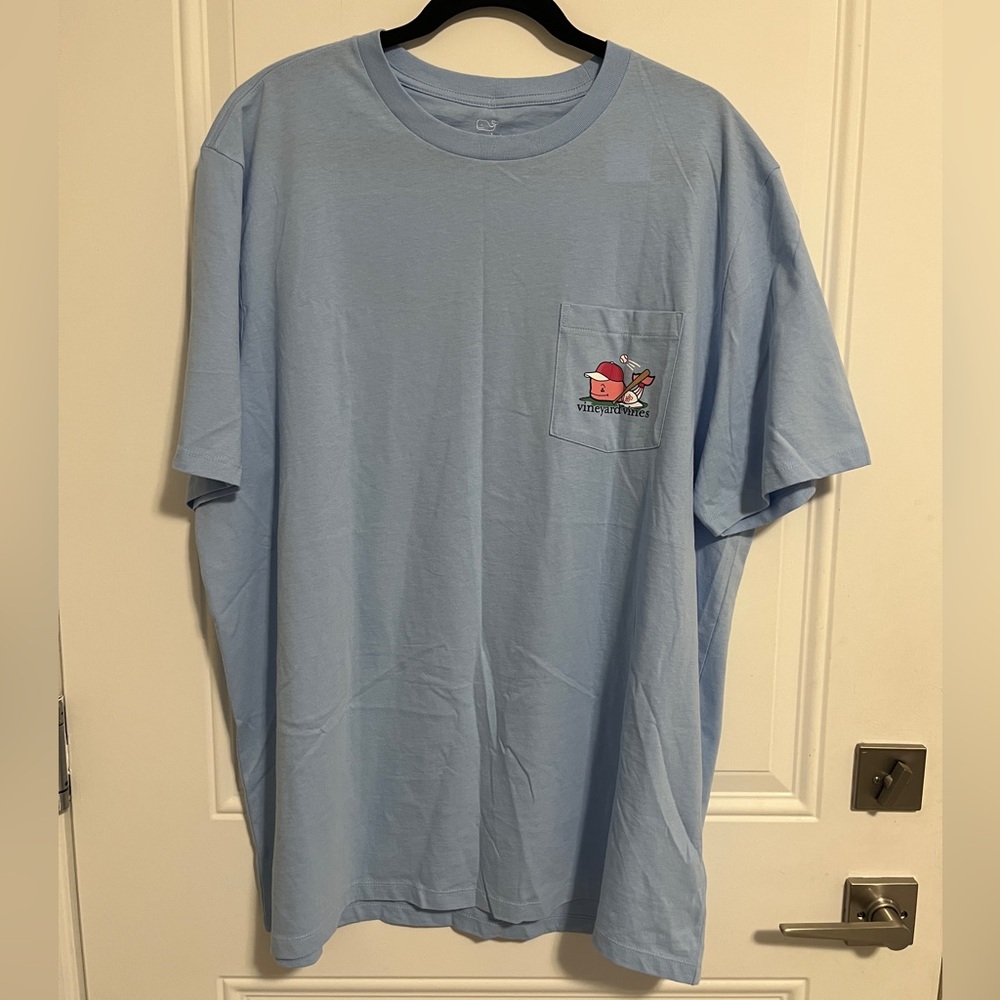 NWT - Vineyard Vines Men’s Front Pocket Baseball Whale Logo Tee - Size XL